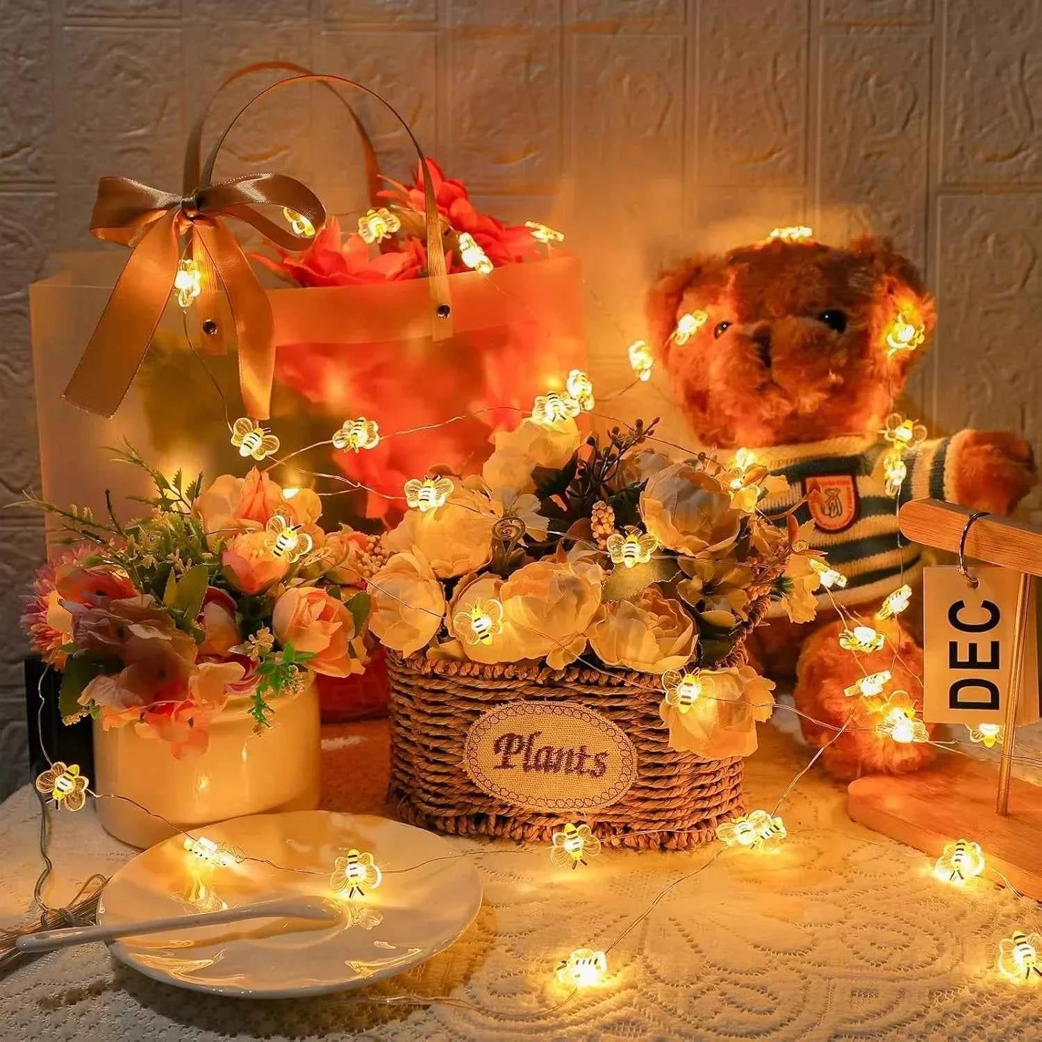 Honeybee String Lights Fairy Lights , bee  Decorations String Lights for Bedroom Plants Patios Party Wedding Party Xmas