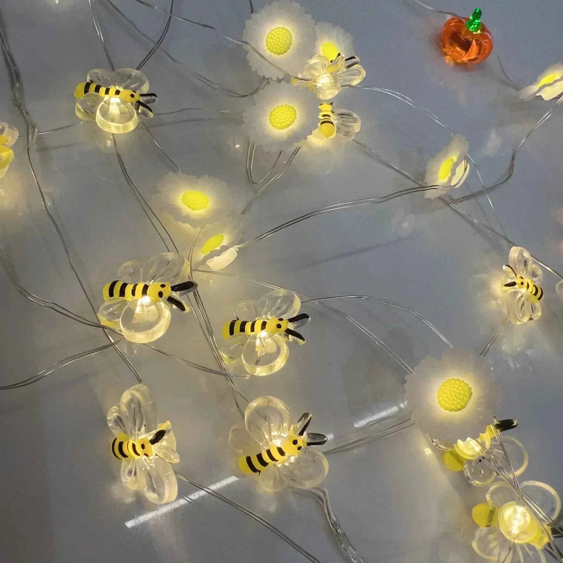 Honeybee String Lights Fairy Lights , bee  Decorations String Lights for Bedroom Plants Patios Party Wedding Party Xmas