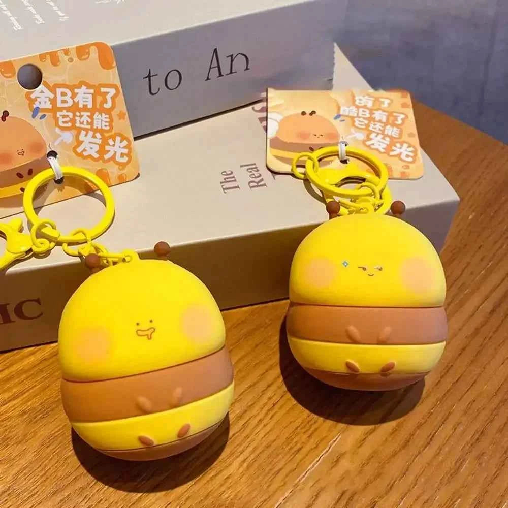 Portable Kawaii Bee Night Light With Keychain Cartoon Honeybee Lamp Car Key RingBag Decor Room nightlight Cute Kid Student Gift
